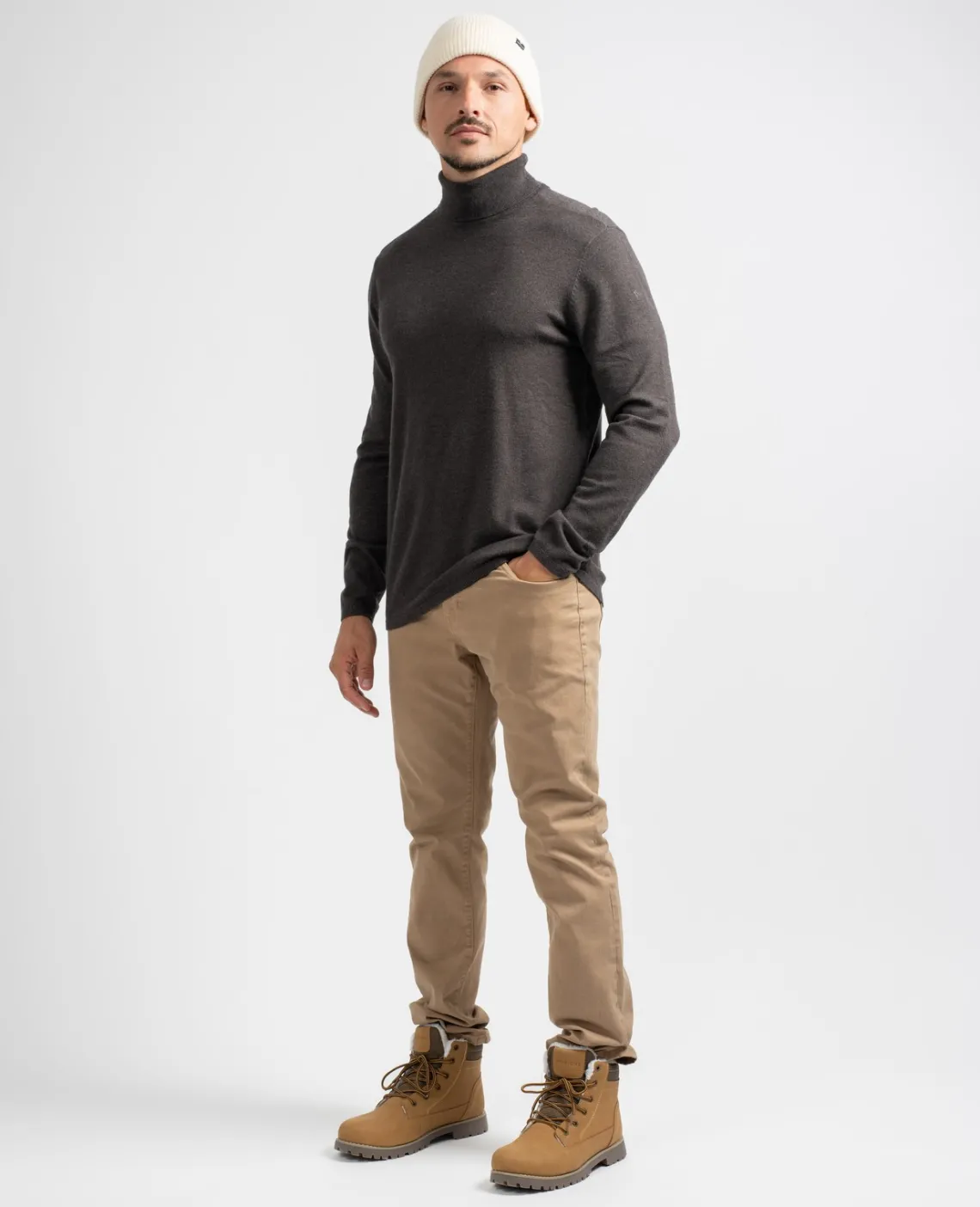 Hot Hakoo Homme Pulls
